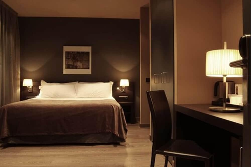 Hotel Nord 1901 Херона Екстериор снимка